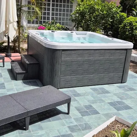 Penzion Tropical Icod 3*